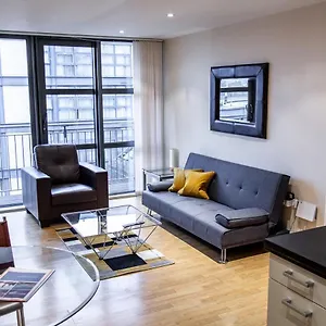 Canary Wharf Retreat - Serviced London